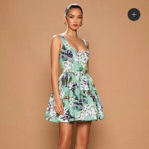 NWT Sonya Moda Soleil Dress (Size US 6)